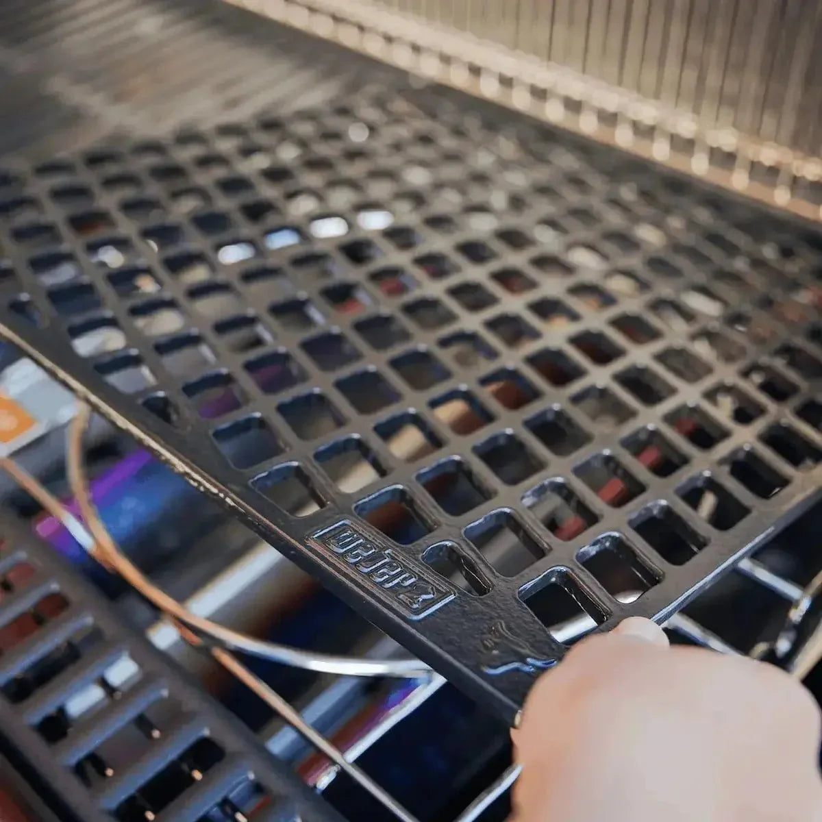 Weber Crafted Dual Sided Sear Grate - Image 4