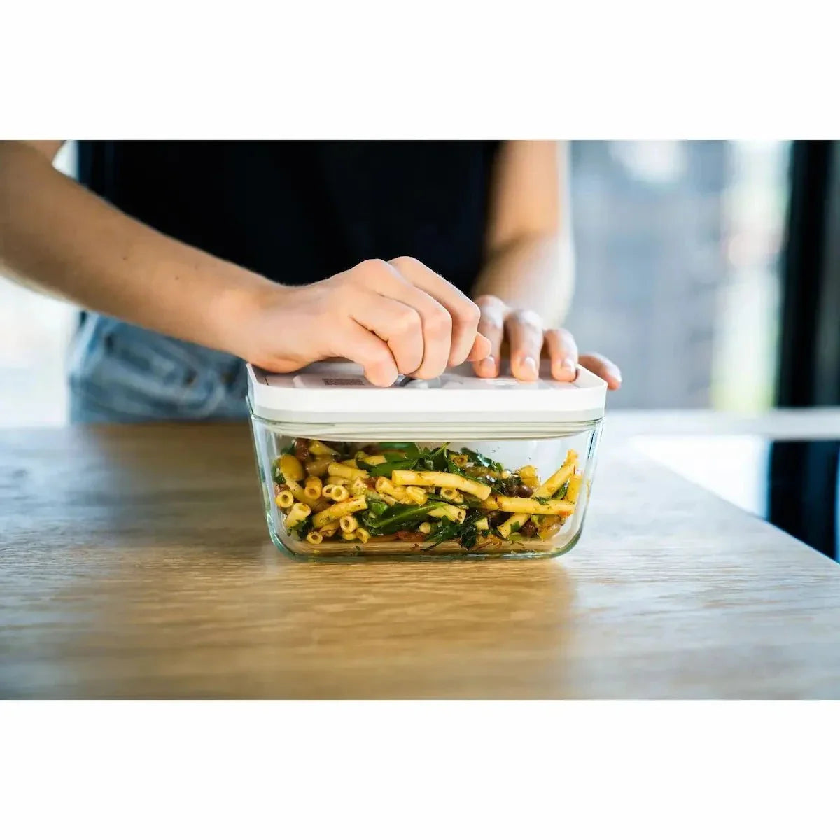 ZWILLING Fresh & Save Vacuum Box Medium Glass Container - Image 5